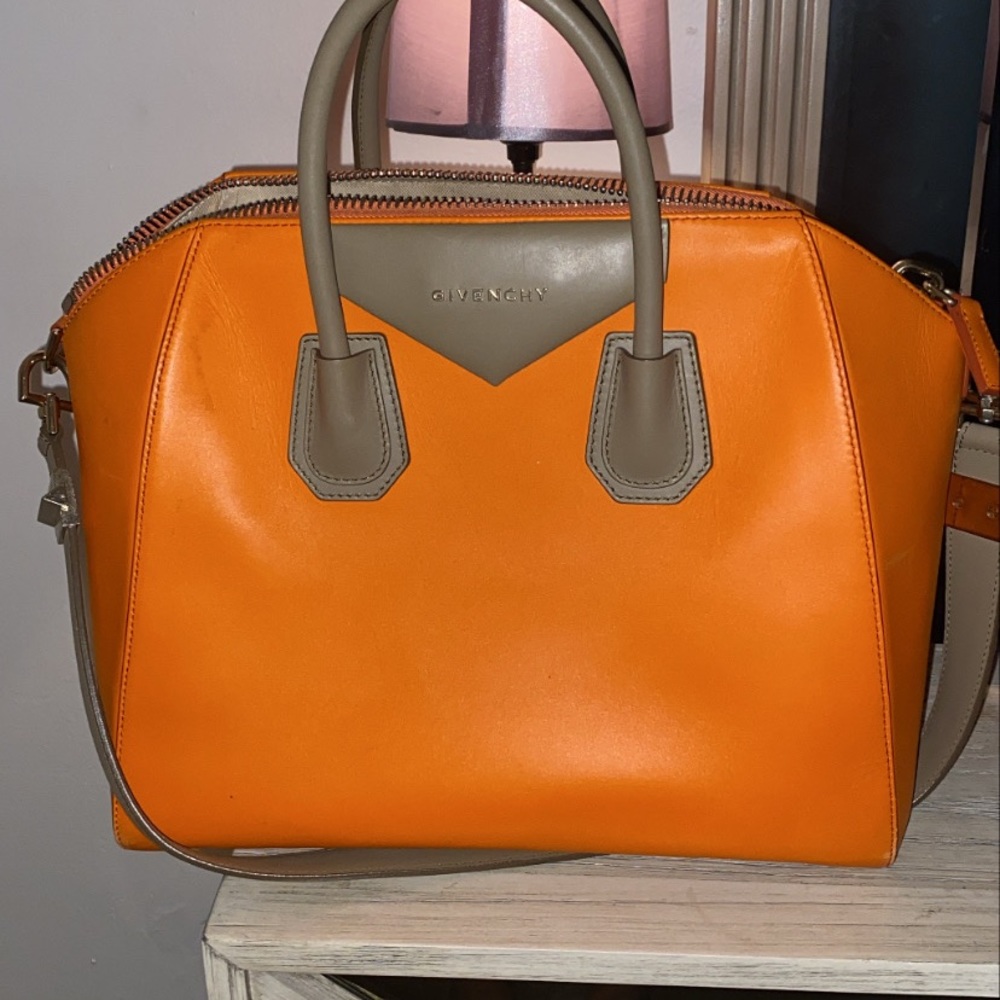 Givenchy Antigona medium